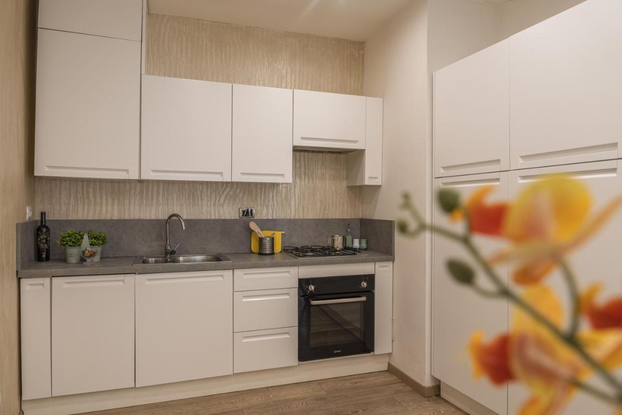 Door22 - Apartment In S. Lorenzo Флоренция Экстерьер фото
